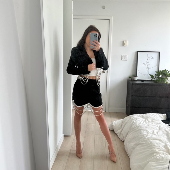 Aria Set - Picture 2 of 3